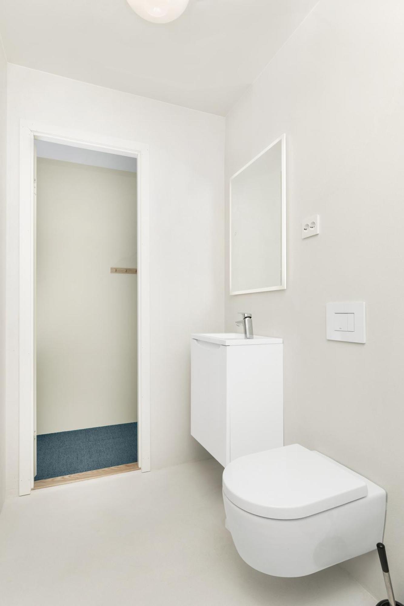 Central Guest House - Bedroom With Private Bathroom สตาวังเงร์ ห้อง รูปภาพ