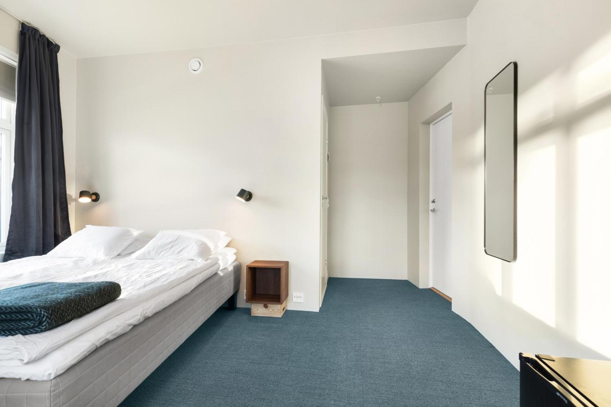 Central Guest House - Bedroom With Private Bathroom สตาวังเงร์ ห้อง รูปภาพ