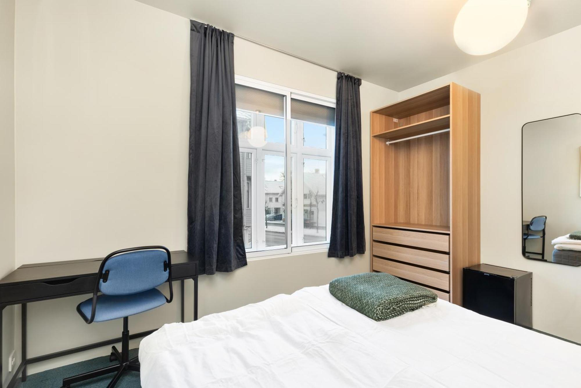 Central Guest House - Bedroom With Private Bathroom สตาวังเงร์ ห้อง รูปภาพ